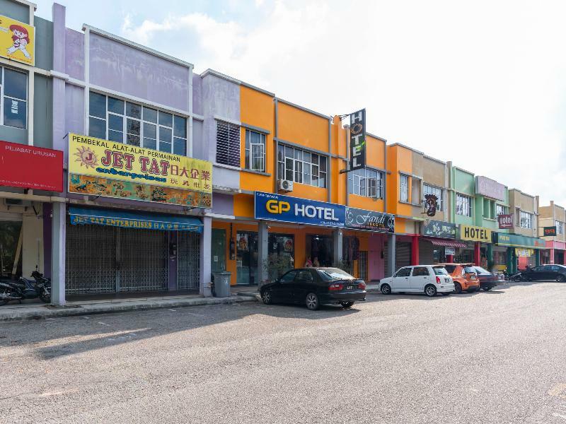 Golden Pearl Hotel Near Universiti Tun Hussein Onn Malaysia Uthm Batu Pahat Esterno foto